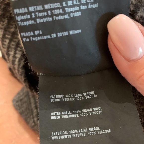 Authentic Prada dress. - Picture 6 of 7